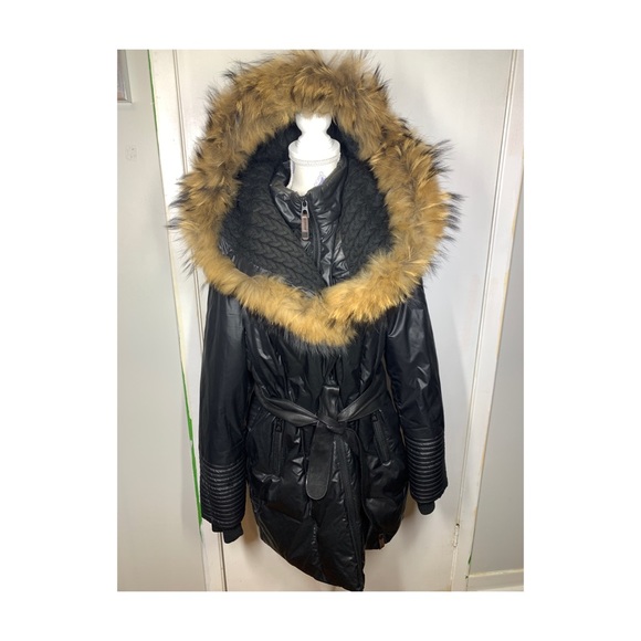 Rudsak Sophie Down jacket with fur trim -real fur. - Picture 6 of 6